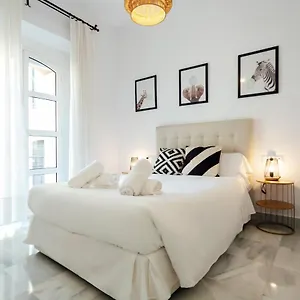 Alohamundi Almansa Ii Apartment Seville
